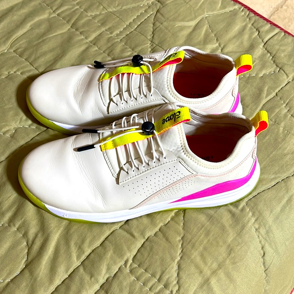 Clove Lemon Aid Classic Nurse 👨‍⚕️ Shoes Size Men’s 10.5 unisex Womans 12